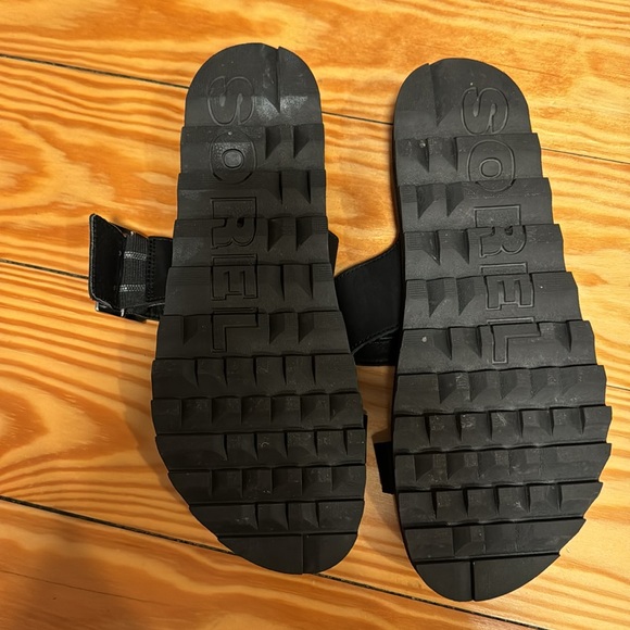 Sorel slide sandal Black with buckle - Picture 8 of 9